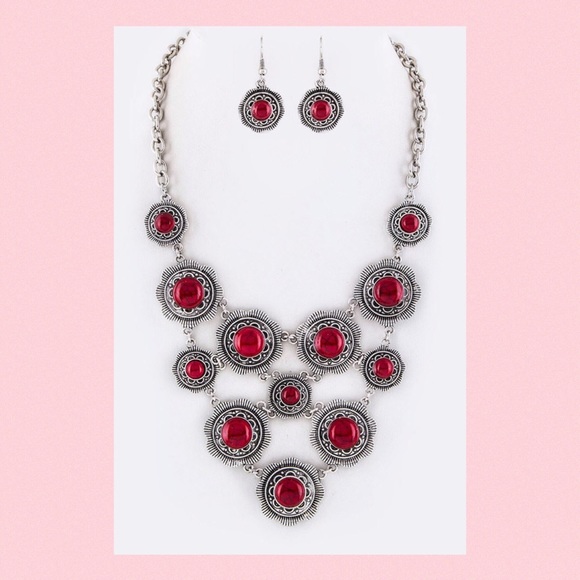 Sale: Pave Stone Disks Necklace Earring Set - Picture 5 of 8